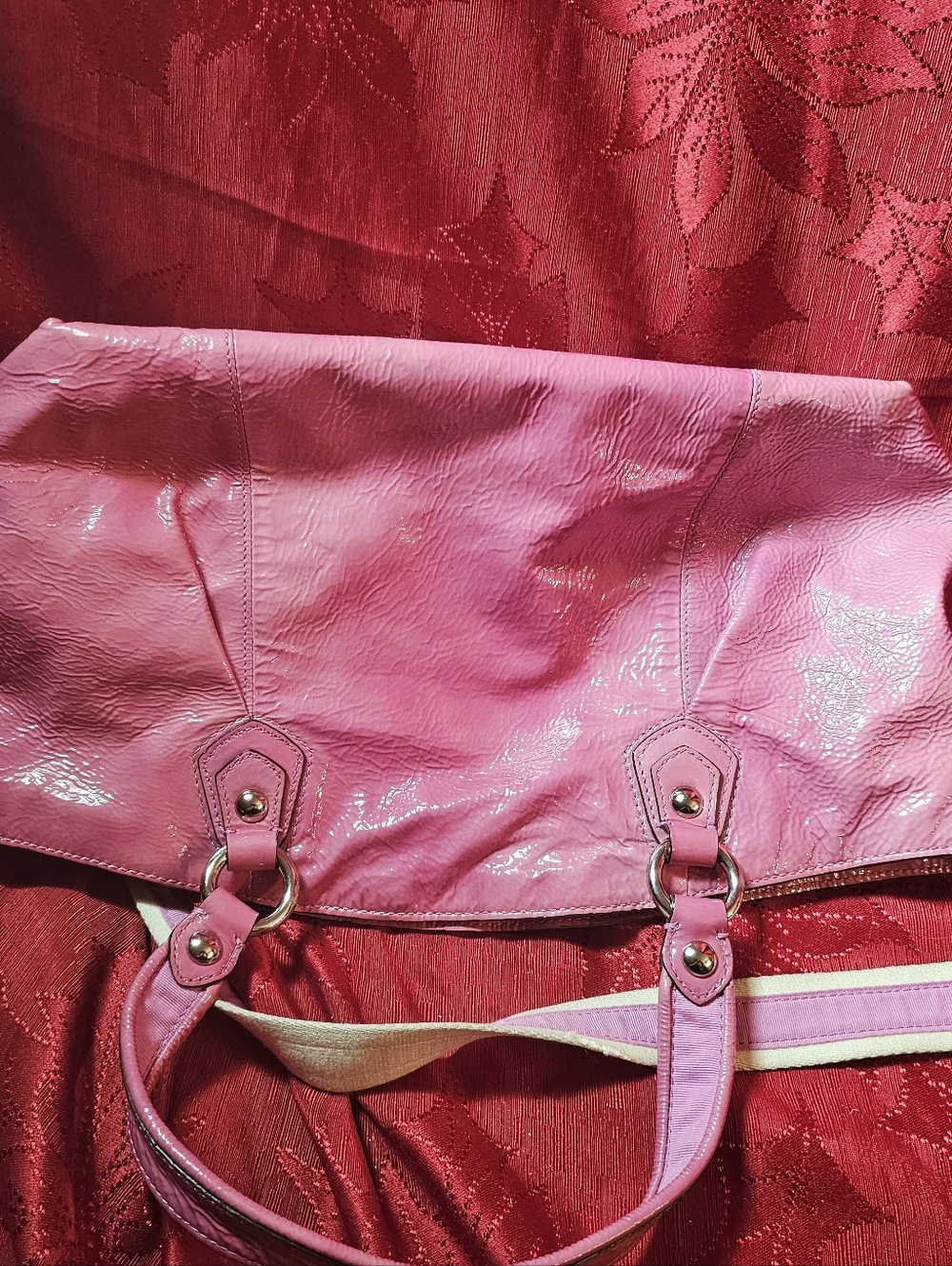 💖 Coach Poppy Pink Patent Leather Hobo Shoulder Bag + Authentic Heart Charm - Picture 11 of 15